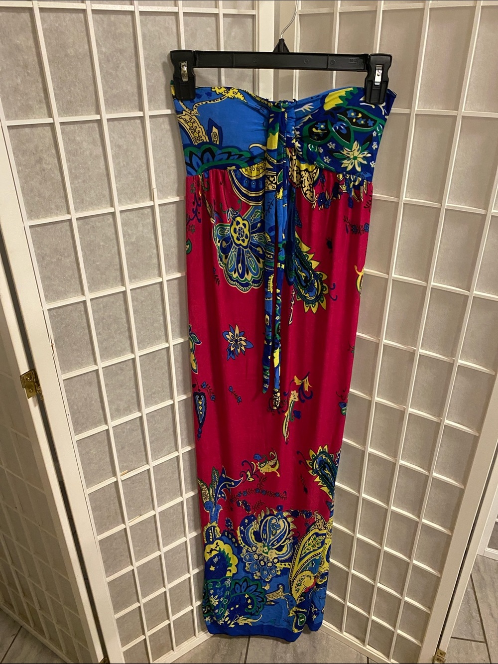 Women's Strapless Maxi Dress in Fuchsia Floral size M